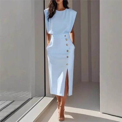 Vestido Maelle™ Midi com Ombros Estruturados, Botões Chiques e Fenda Frontal / Presença Elegante Para Ocasiões Marcantes