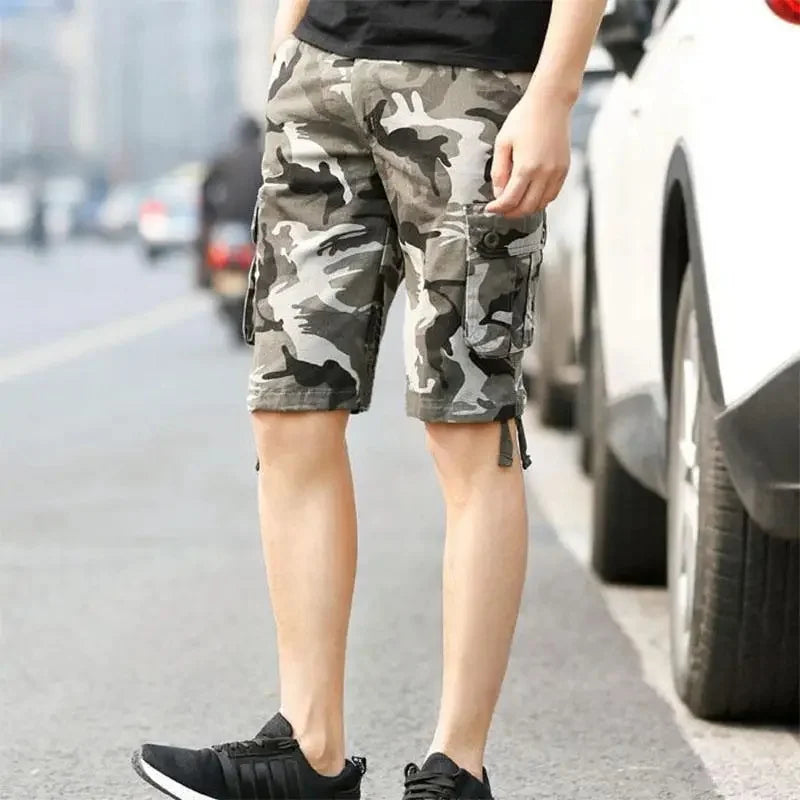 Bermuda Frontier™ com Estampa Camuflada e Bolsos Cargo Utilitários