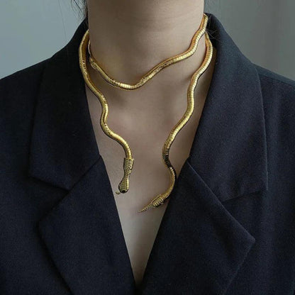 Colar Charme Serpente Flexível / O mais Elegante, Sofisticado e Sedutor para Todas as Ocasiões!