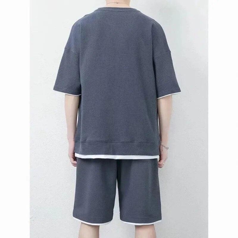 Conjunto Unissex CoolBreeze™ em Seda Gelo com Camiseta + Shorts