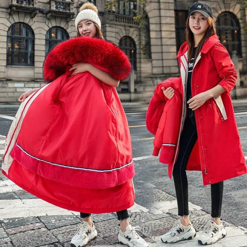 Parka Feminina com Capuz de Pelúcia - FurryFemme / A Forma Mais Estilosa de Se Proteger do frio!