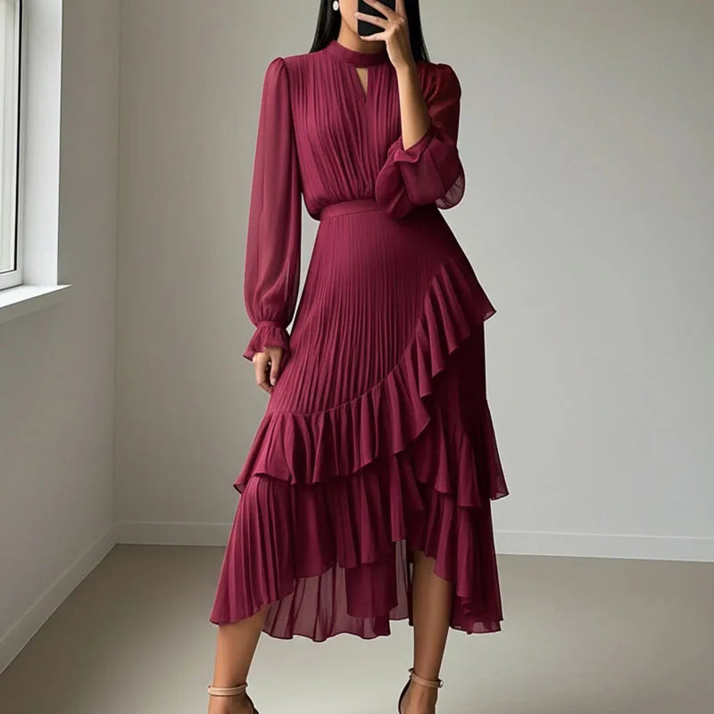 Vestido Lioren™ com Plissado Sofisticado e Babados Assimétricos