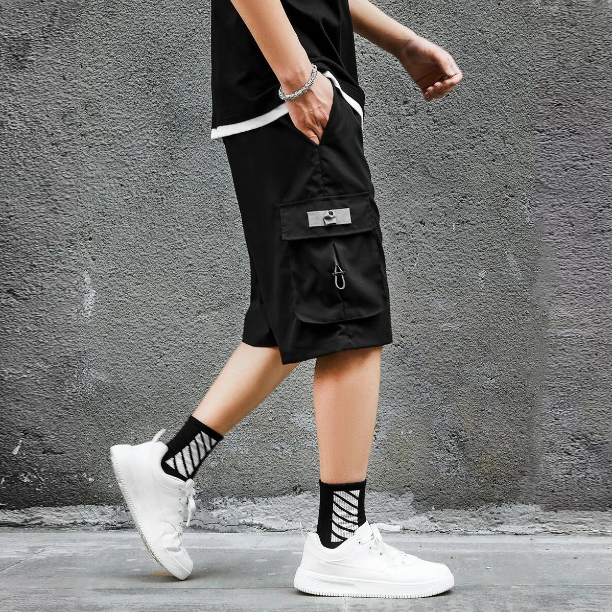 Shorts Zion™ em Malha Premium com Bolsos Funcionais