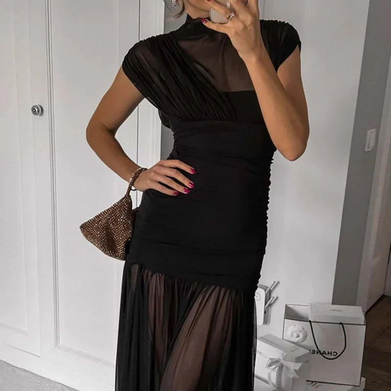 Vestido Elixire™ com Tule Translúcido e Drapeado Sofisticado