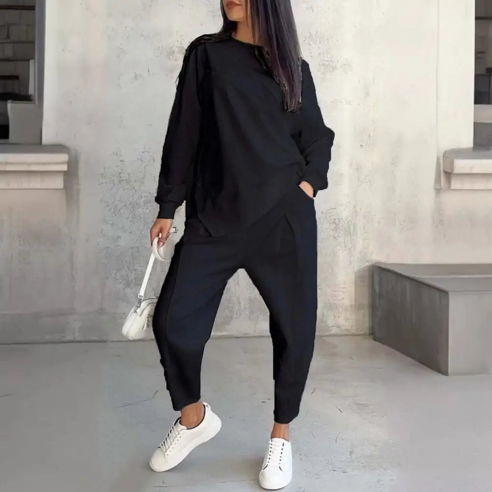 Conjunto Eva™ Blusa de Recorte Assimétrico e Calça Jogger com Bolsos