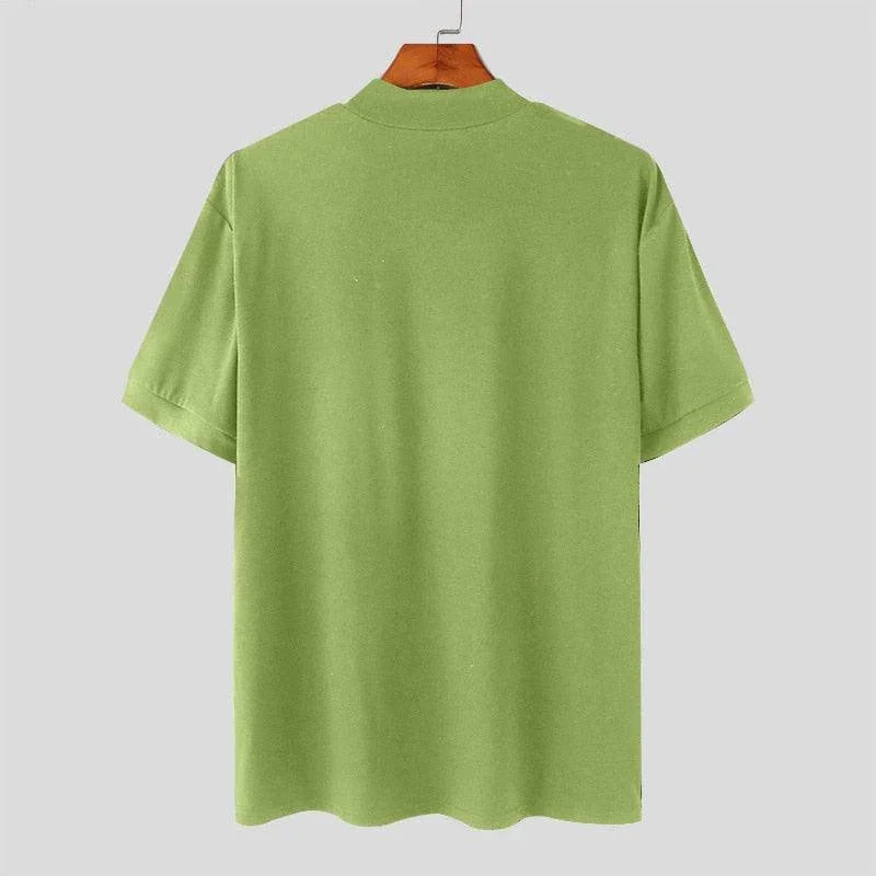 Camiseta Masculina Gola Alta Plus Size - ElevateMan /  A Combinação Perfeita de Estilo e Versatilidade para Homens de Bom Gosto!