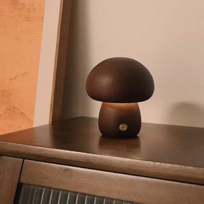 Luminária Cogumelo Modern Lar™ em Madeira Natural / Luz Aconchegante e Estilo Sofisticado para Seu Ambiente!