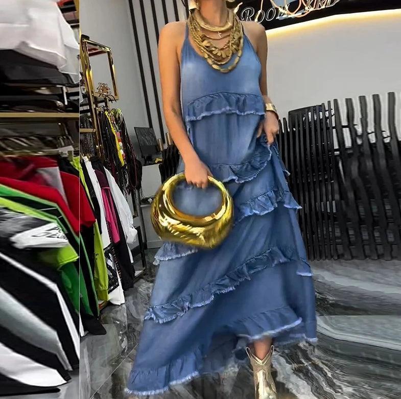 Vestido Jeans Helena™ com Camadas Desfiadas e Caimento Impecável / O Poder da Elegância e Conforto em Uma Peça Atemporal!
