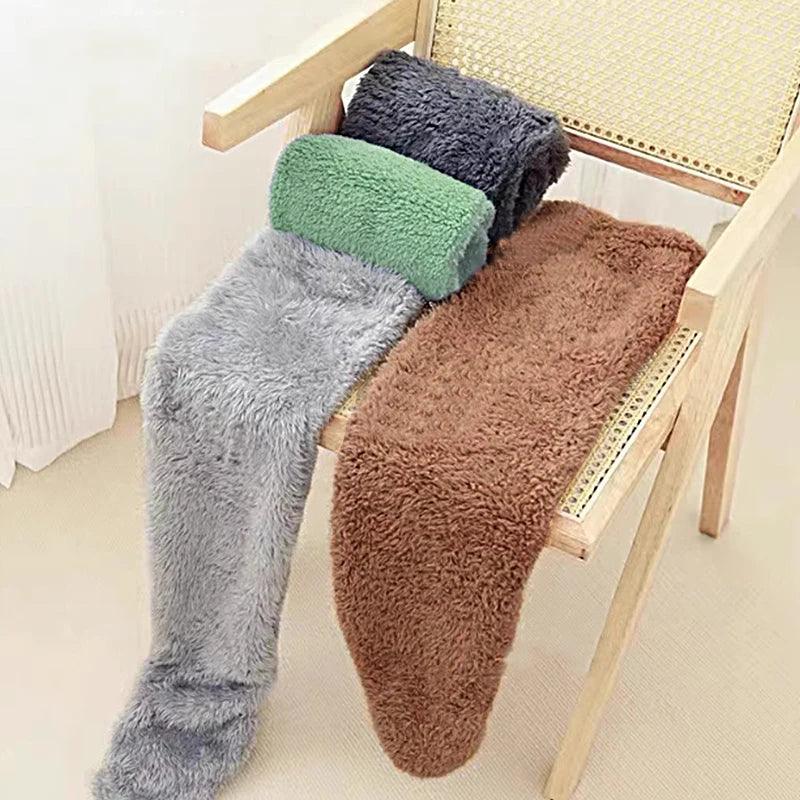 [COMPRE 2 E LEVE 3] Meias Longas Veloura™ em Tecido Felpudo Estilo Pantufa Ultra Macias