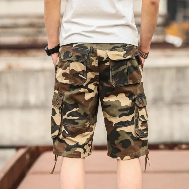 Bermuda Frontier™ com Estampa Camuflada e Bolsos Cargo Utilitários