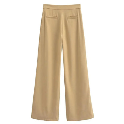 Calça Vogue Charm™️/Mostrando a Calça como uma Peça Clássica, mas com um Toque Moderno!
