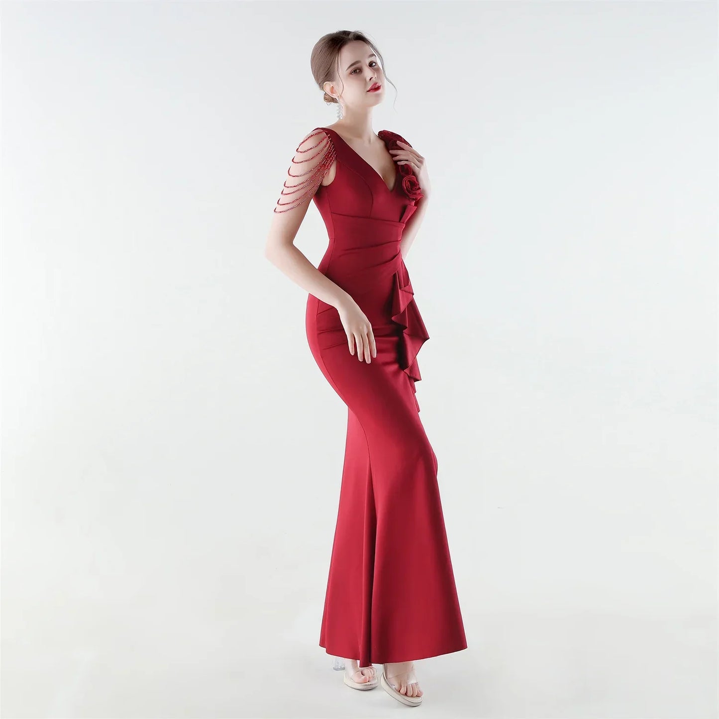 Vestido Aurielle™ com Ombro Decorado e Acabamento Premium