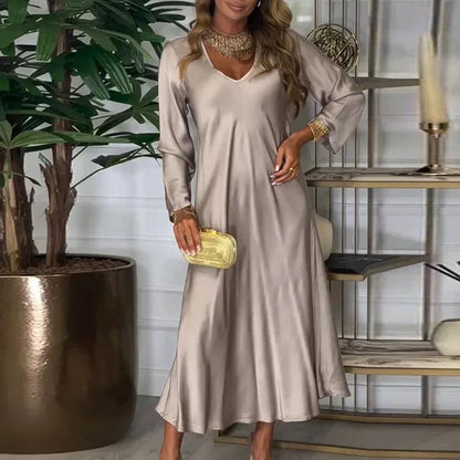 Vestido Melina™ com Brilho de Cetim e Toque Nobre / Para a Mulher que Ilumina com Sua Presença!
