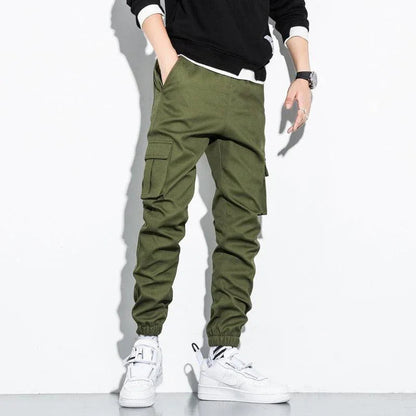 Calça Cargo Masculina Plus Size - MaxiCargo / Ideal para quem procura conforto e funcionalidade.
