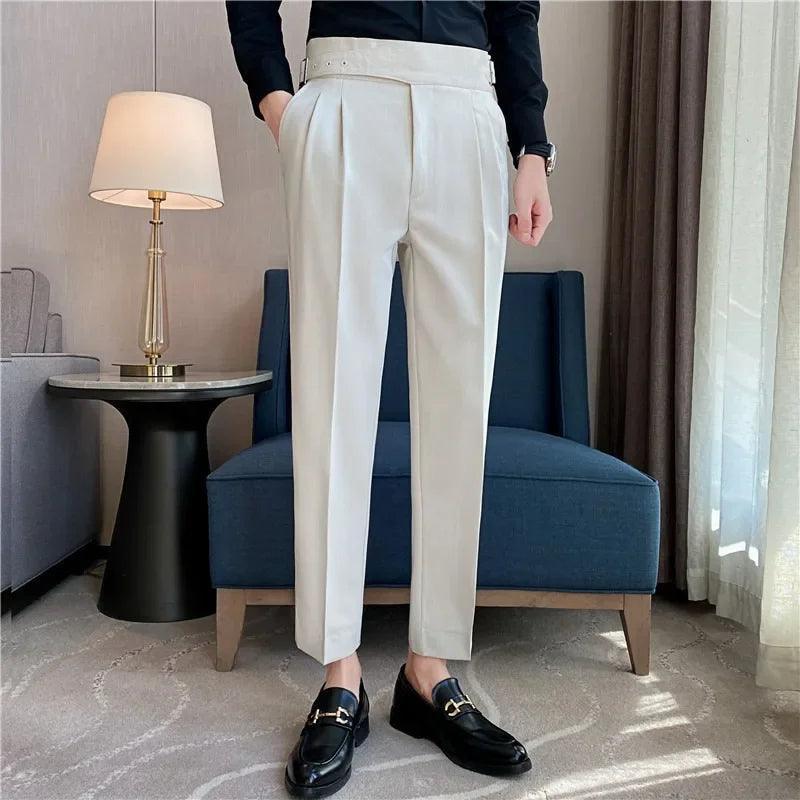 Calça Hampton™ de Alfaiataria Italiana Nobre com Cintura Ajustável / Sofisticação e Conforto Old Money para o Homem Exigente!