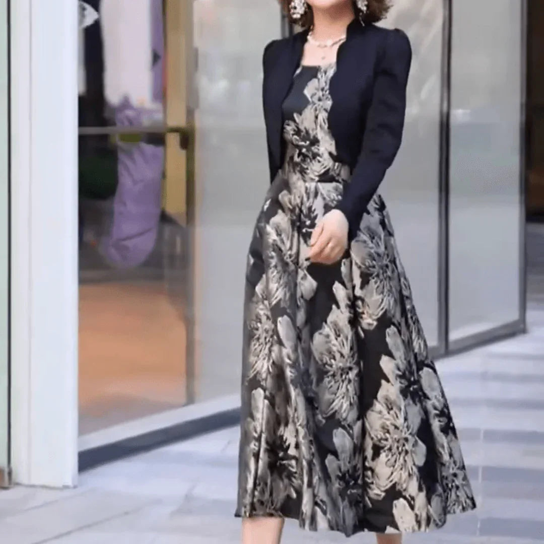 Vestido Clássico Mademoiselle™   / O Glamour Atemporal da Moda Vintage em uma Única Peça!