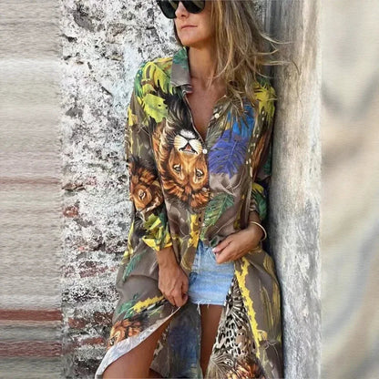 Camisa Safari Majestosa™ Estilo Chemise com Estampa Selvagem Tropical / A Camisa que Transforma Seu Look em Obra de Arte Tropical!