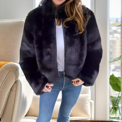 Casaco Bomber Winter Bloom™  em Pelúcia Premium Felpuda / O Toque de Glamour que Seu Inverno Merece!