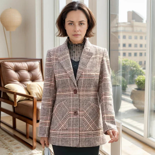 Blazer Íris™ em Algodão Encorpado com Toque de Lã e Estampa Xadrez / A Elegância Clássica que Nunca Sai de Moda!