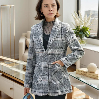 Blazer Íris™ em Algodão Encorpado com Toque de Lã e Estampa Xadrez / A Elegância Clássica que Nunca Sai de Moda!