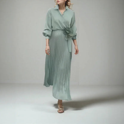 Vestido Lorayne™ em Cetim Plissado  e Gola Chemise / Para Mulheres que Encantam com Sofisticação!