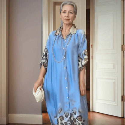 Vestido Savina™ com Detalhes Leopard Print e Corte Longilíneo / Para Quem Usa a Moda como Expressão!