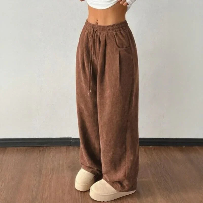 Calça Sara™ em Malha Texturizada Premium com Modelagem Ampla