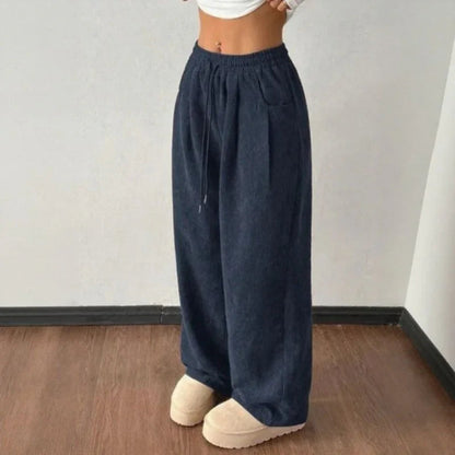 Calça Sara™ em Malha Texturizada Premium com Modelagem Ampla
