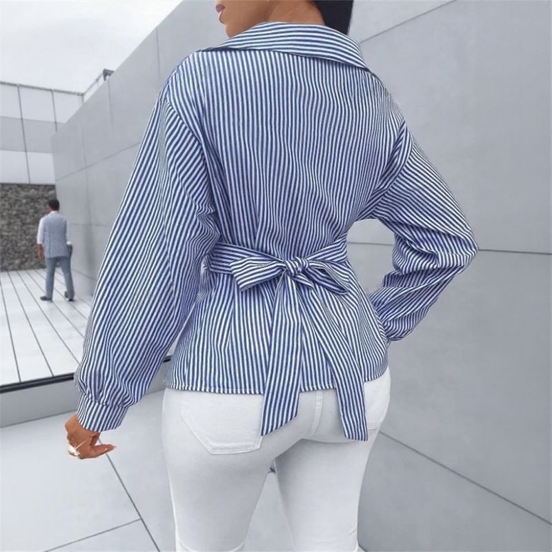 Camisa Transpassada Zoe™ em Viscose Premium com Amarração nas Costas