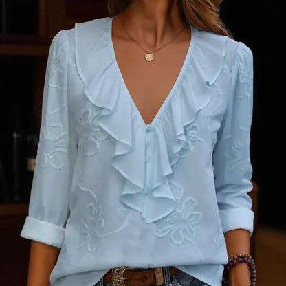 Blusa Anneliese™ Decote em V com Babados Frontais e Bordados Florais