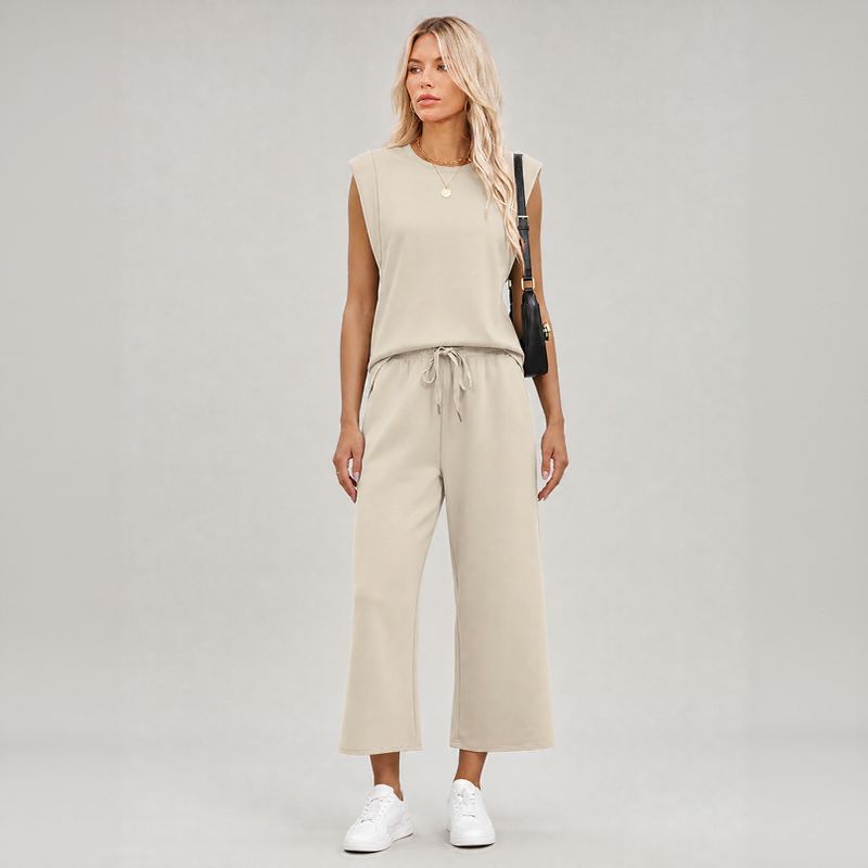 Conjunto Aya™ Regata de Ombro Marcado e Calça Cropped com Cordão