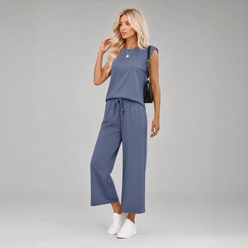 Conjunto Aya™ Regata de Ombro Marcado e Calça Cropped com Cordão