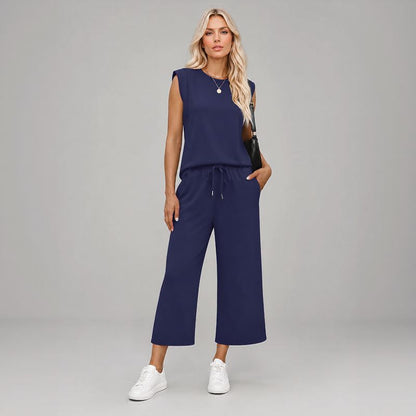 Conjunto Aya™ Regata de Ombro Marcado e Calça Cropped com Cordão
