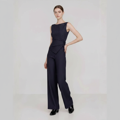 Conjunto em Alfaiataria Bellamour™ Com Blusa Assimétrica e Calça Pantalona