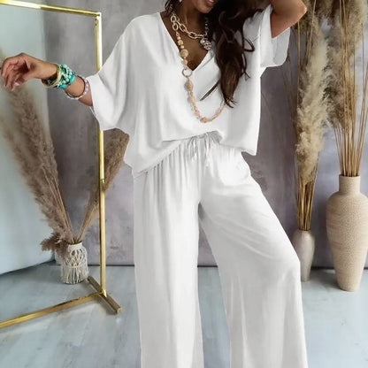 Conjunto Biarritz™ Blusa com Decote em V e Calça Pantalona de Cordão Ajustável