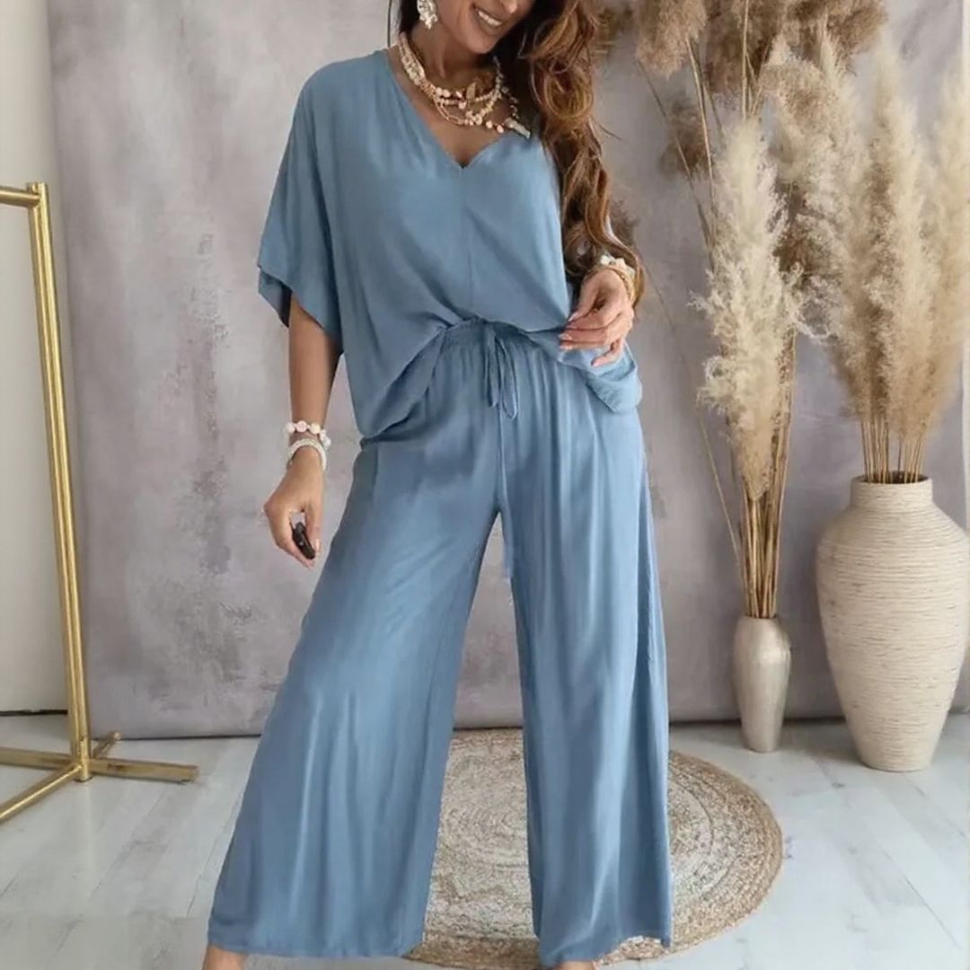 Conjunto Biarritz™ Blusa com Decote em V e Calça Pantalona de Cordão Ajustável