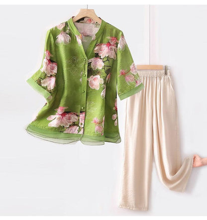 Conjunto Suzana de Camisa Floral + Calça Pantalona / Você Mulher Florescendo em Estilo e Elegância!