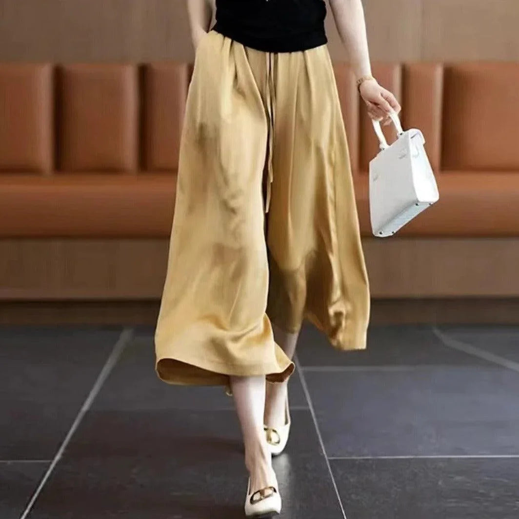 Calça Saia Elloá com Tecido Texturizado em Seda Gelo / A Peça de Roupa Que Deixa Qualquer Mulher Apaixonada!