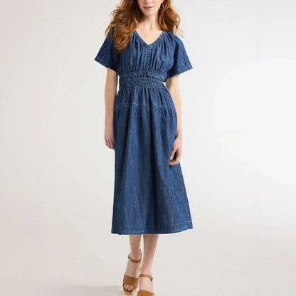 Vestido Montenegro™ em Algodão Texturizado com Modelagem Confortável / O Equilíbrio Perfeito entre Estilo e Liberdade de Movimento!