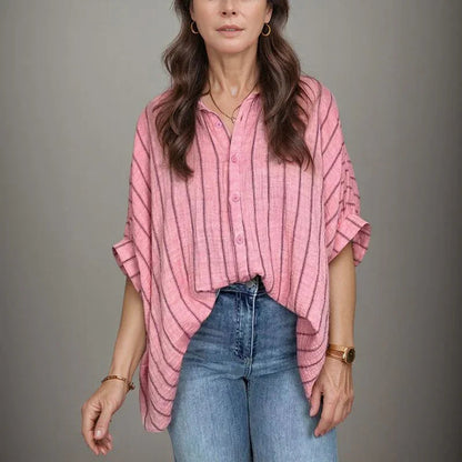 Camisa Feminina Castillo™ em Algodão Texturizado com Modelagem Oversized / Leveza e Charme que Abraçam Seu Estilo!