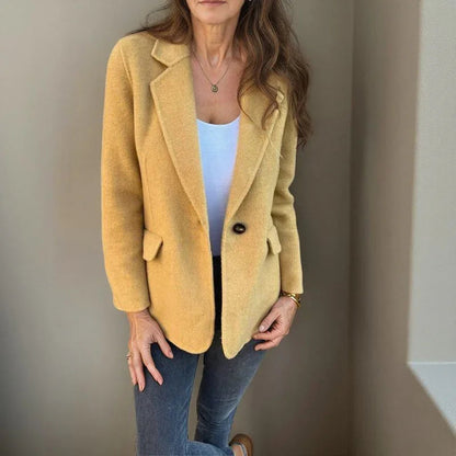 Blazer Madeleine™ em Tecido Premium com Corte Elegante / Sofisticação Atemporal para Mulheres que se Destacam!
