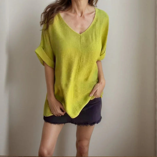 [COMPRE 1 E LEVE 2] Blusinha Bella™ em Viscose Texturizada com Manga Detalhada / Conforto e Charme para Qualquer Momento!