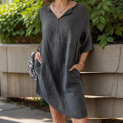 [COMPRE 1 E LEVE 2]  Vestido Ivanna™ em Linho de Algodão com Gola em V / Simplicidade Sofisticada para Todas as Horas!