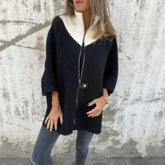 Casaco Georgia Flair™ com Gola Contrastante e Modelagem Ampla / A Sofisticação Urbana em sua Versão Mais Autêntica!