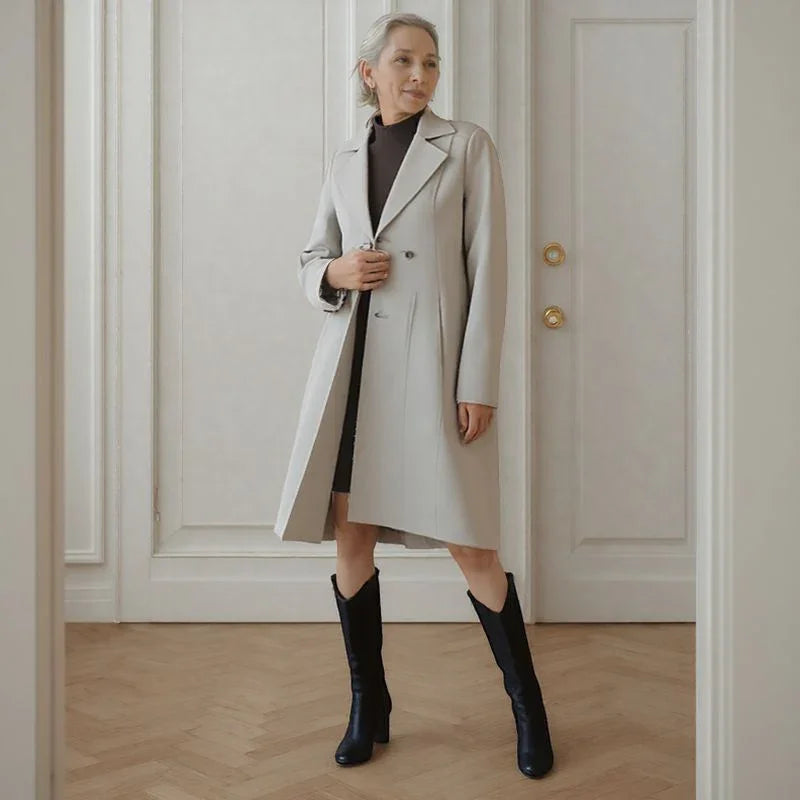 Casaco Madame Luxe™ com Interior Aveludado / Um Clássico Refinado que Aquece com Charme!