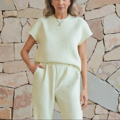 Conjunto de Blusa e Calça Novara™ com Tecido Texturizado e Design Moderno Versátil