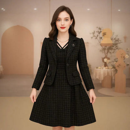Conjunto La Vittoria™ com Blazer Estruturado e Vestido com Decote Ornamental / Presença, Estilo e Sofisticação Atemporal!