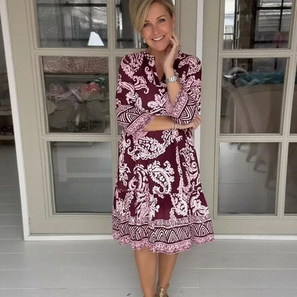 Vestido Glenda™ em Viscose Acetinada com Estampa Boho / O Encanto da Liberdade com Sofisticação!