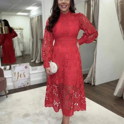 Vestido Leonora™ em Renda Artesanal com Acabamento Premium / Delicadeza Luxuosa com Postura e Classe!
