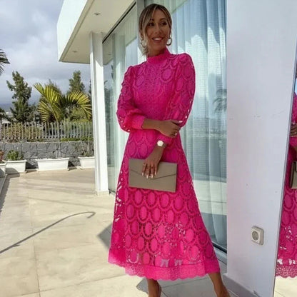Vestido Leonora™ em Renda Artesanal com Acabamento Premium / Delicadeza Luxuosa com Postura e Classe!